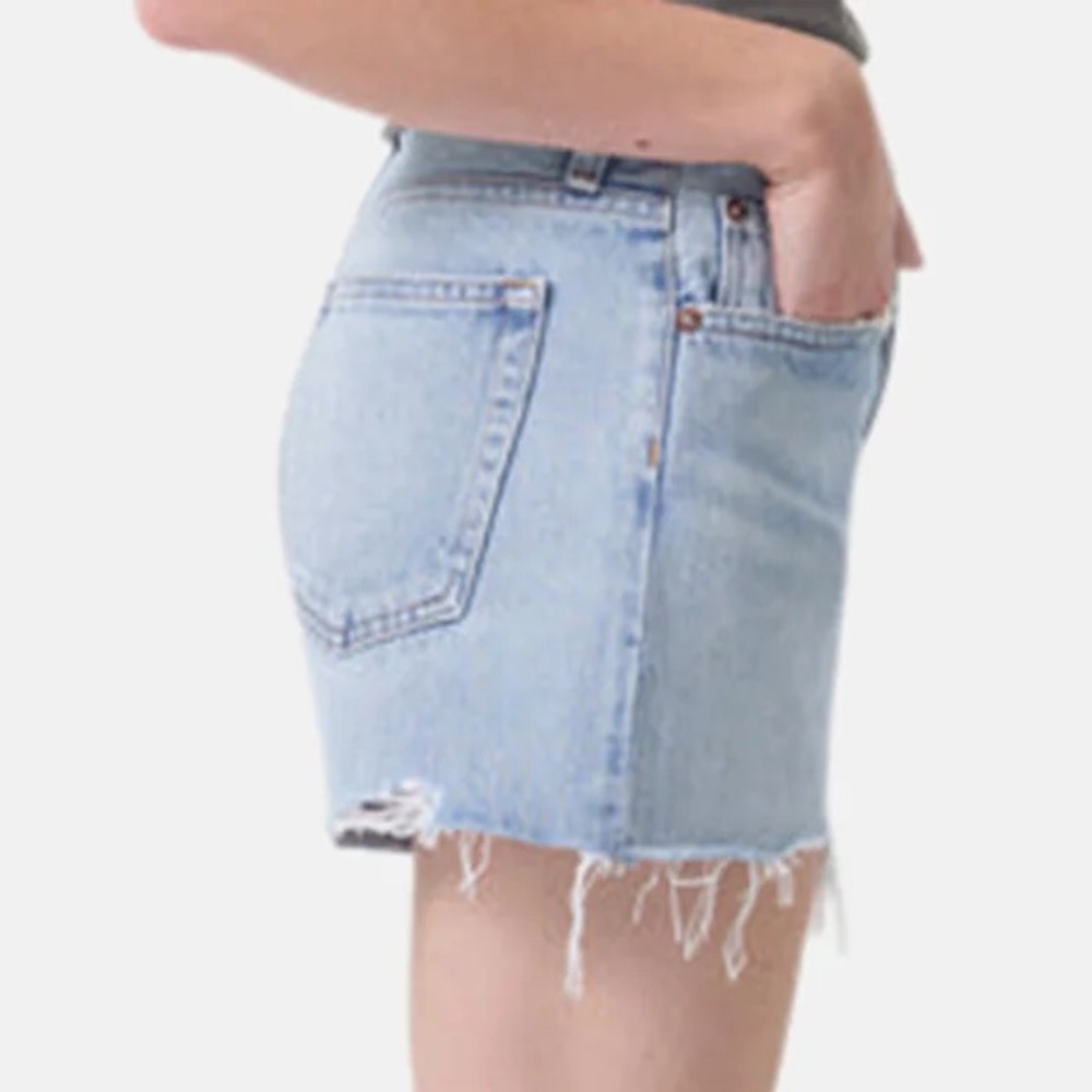 Agolde Parker Long Shorts in Agreement Light Wash Distressed Denim Shorts - Picture 2 of 11